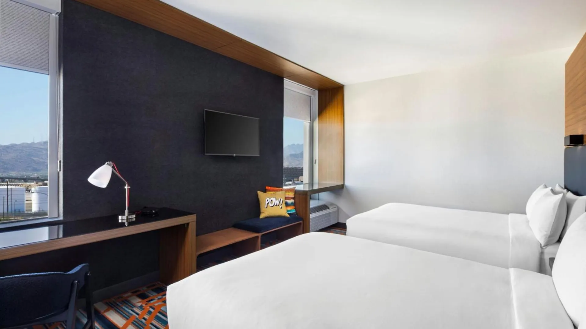 Aloft Phoenix Airport 3*,